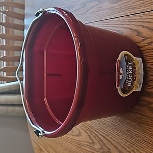 New Flat back bucket